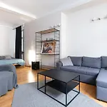 10 Guests, 70m2, Center Of Old Town, Wi-fi, Streaming Tallinn