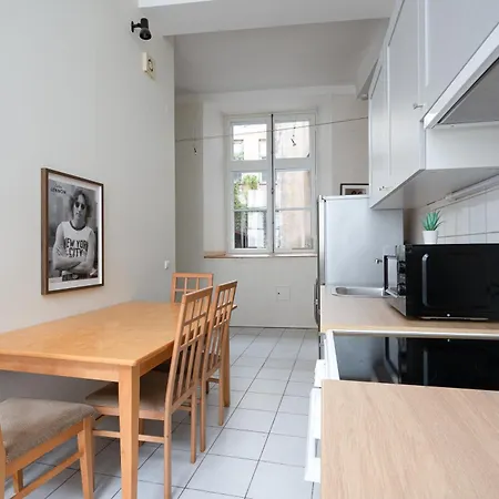 Appartement 10 Guests, 70m2, Center Of Old Town, Wi-fi, Streaming *