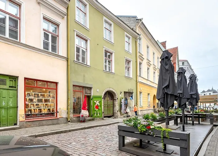 10 Guests, 70m2, Center Of Old Town, Wi-fi, Streaming *