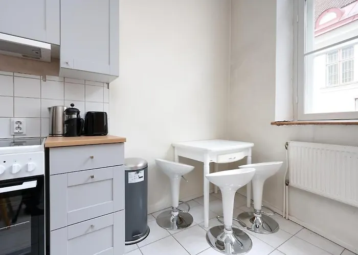 12 Guests, 70m2, Center Of Old Town, Wi-fi, Streaming Apartamento