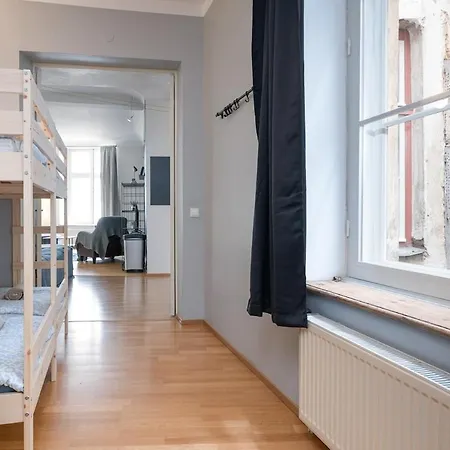 דירה 10 Guests, 70m2, Center Of Old Town, Wi-fi, Streaming